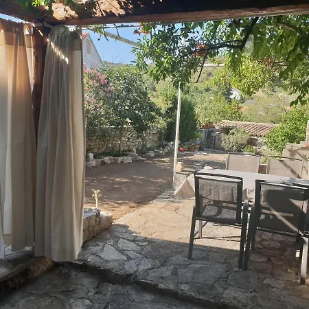 Tatil Evi Stone House Na Rudini Zlarin