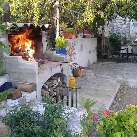 Stone House Na Rudini *