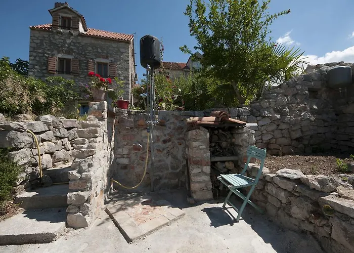 Tatil Evi Stone House Na Rudini *