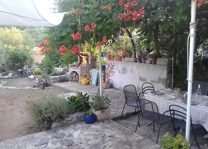 Stone House Na Rudini Tatil Evi