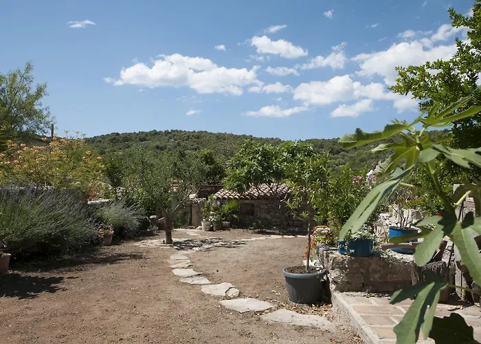 בית נופש Stone House Na Rudini זלארין