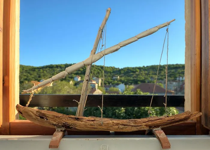 Stone House Na Rudini * Zlarin