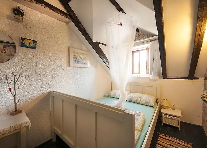 בית נופש Stone House Na Rudini